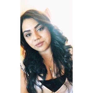 Meet your Posher, Kimberly